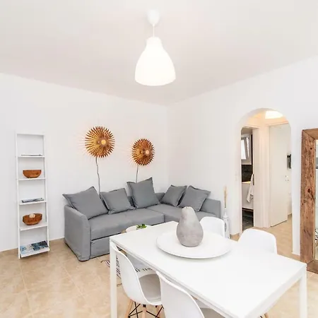 Apartment Ikies B